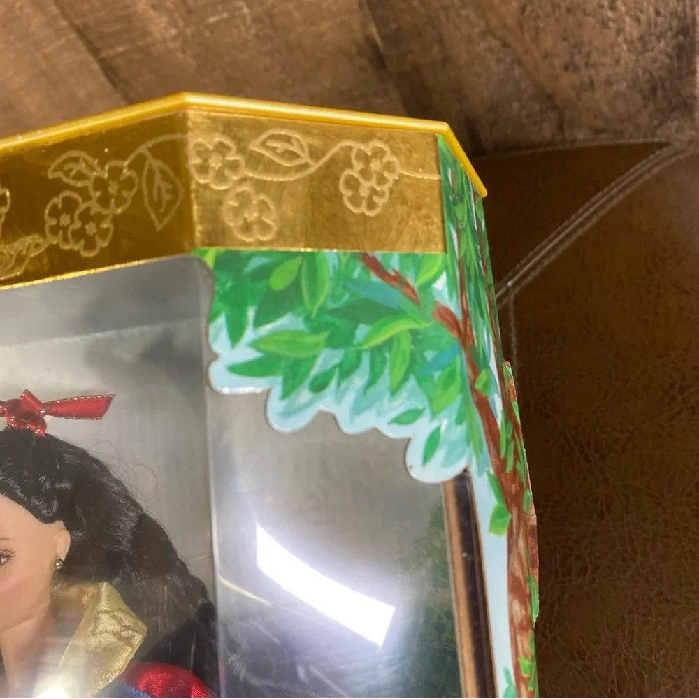 Vintage 1998 Barbie As Snow White Doll Collector Edition New Collector‎ Series
